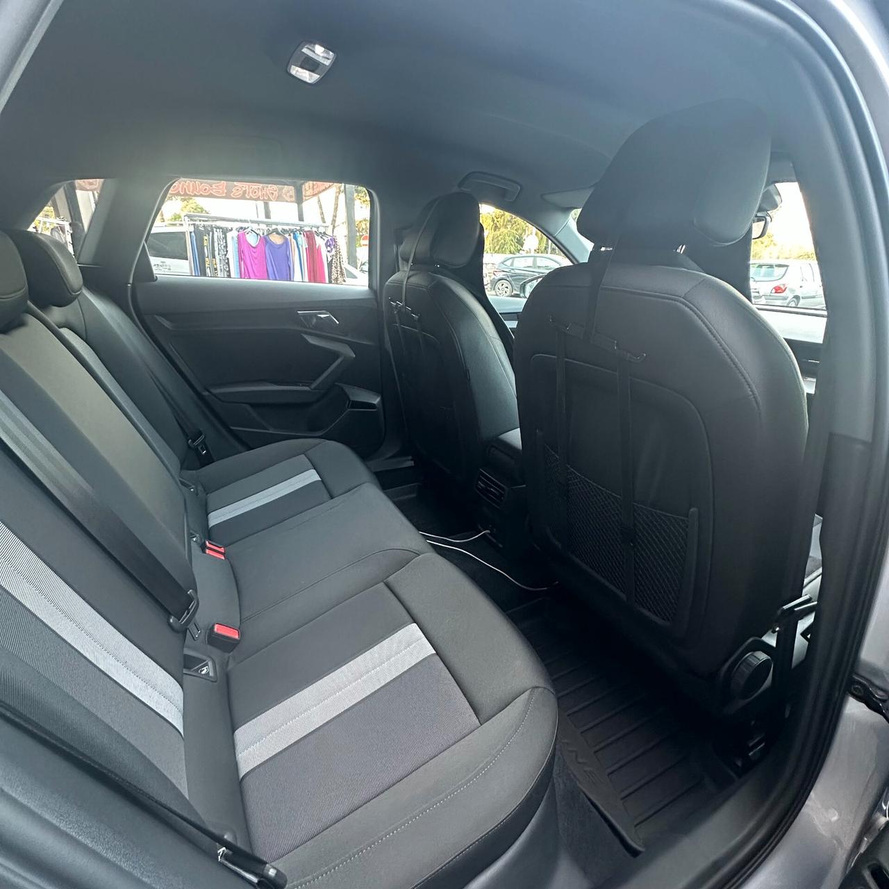 Audi A3 SPB 30 TDI Business Advanced