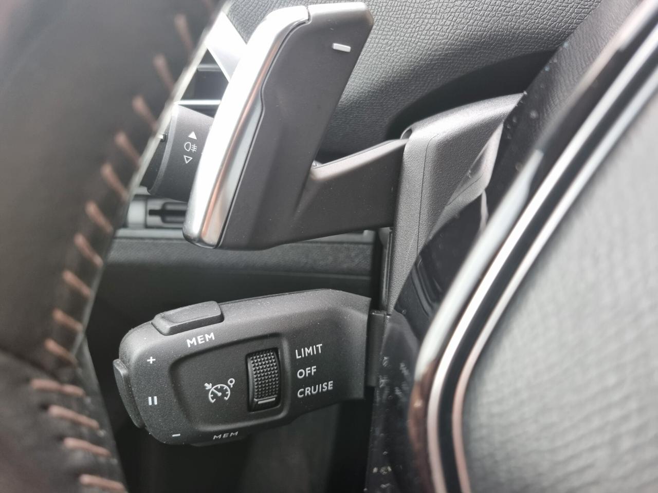Peugeot 3008 BlueHDi 130 S&S EAT8 Active Business