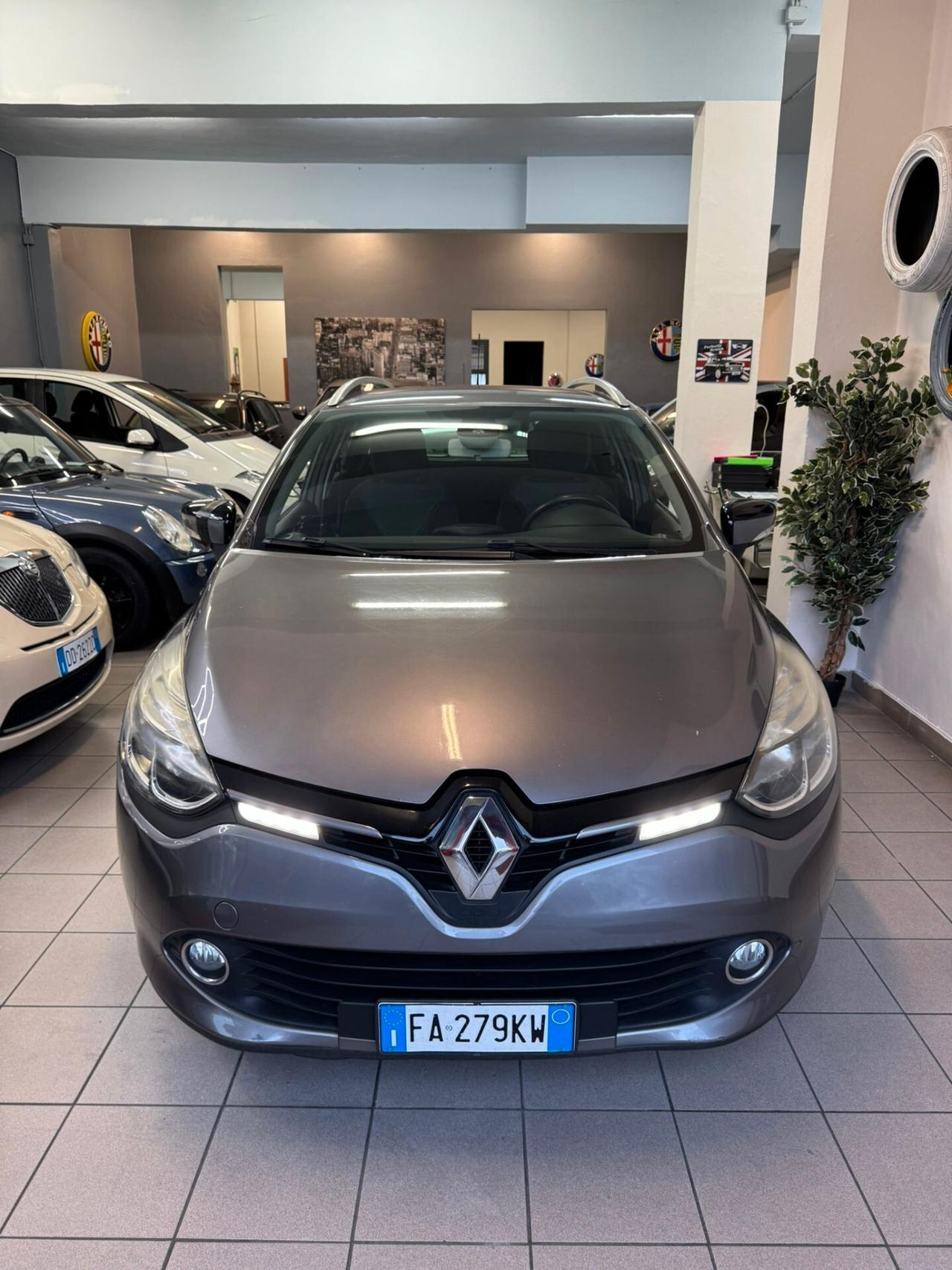 Renault Clio Sporter 1.5 dCi 8V 90CV Costume National