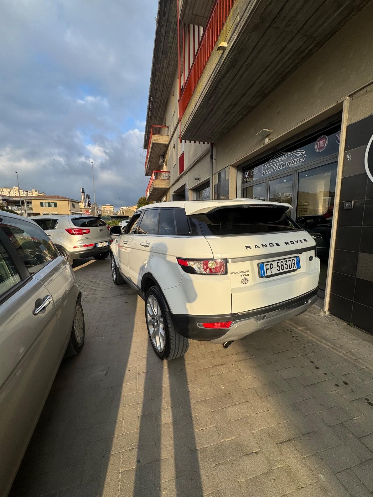 Land Rover Range Evoque 2.2 TD4 5p. Prestige