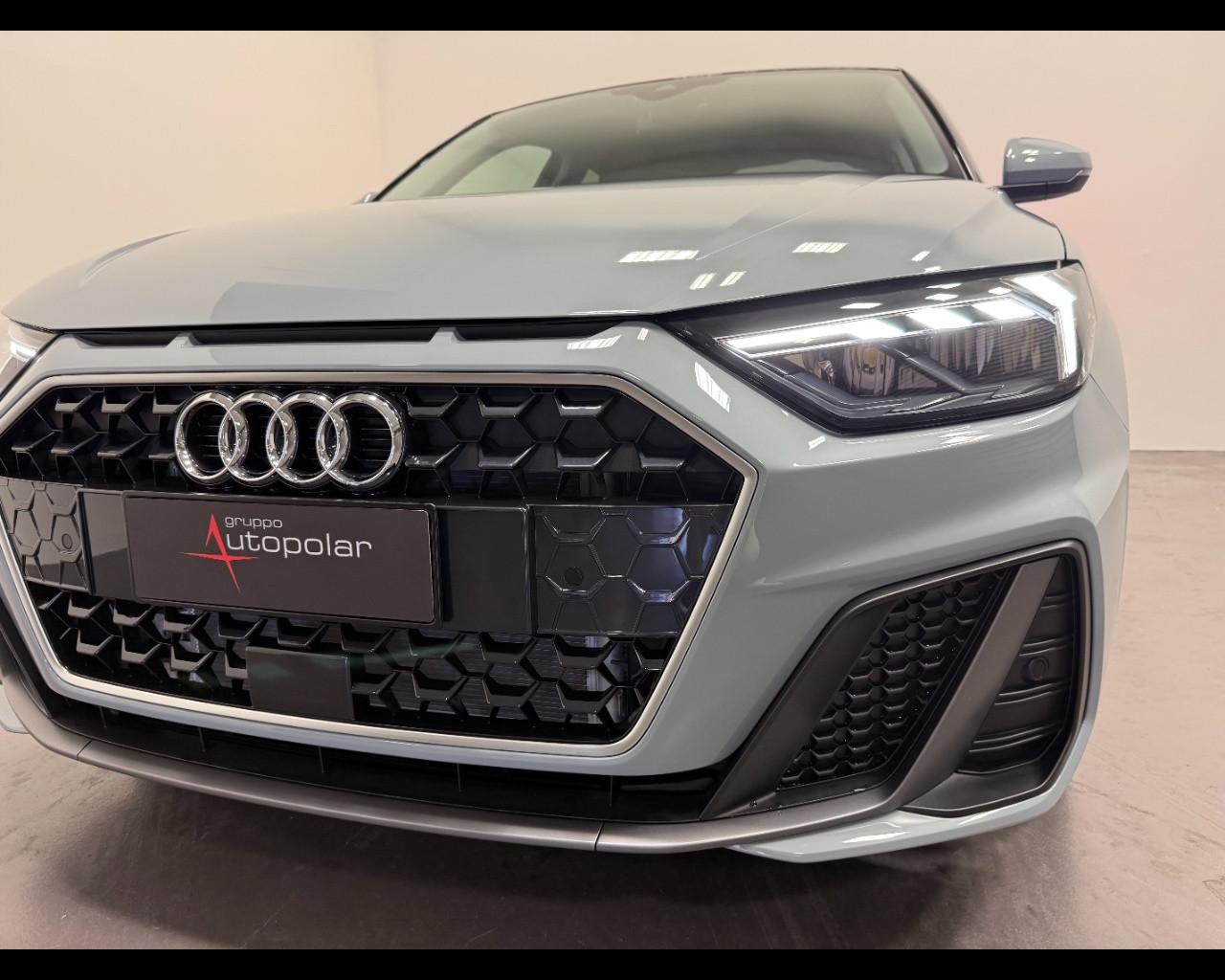 AUDI A1 SPORTBACK 30 TFSI S-TRONIC S LINE EDITION
