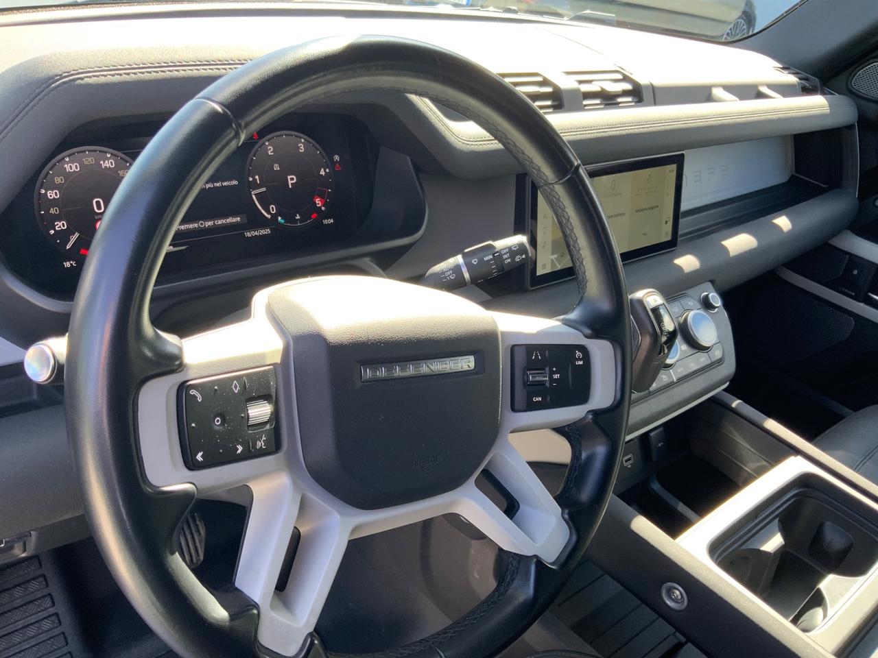 Land Rover Defender 110 3.0D I6 200 CV AWD Auto X-Dynamic SE AUTOCARRO 5 POSTI