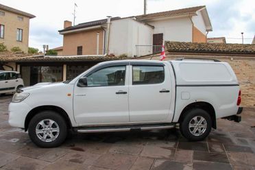 Toyota Hilux 2.5 D-4D 4WD 4p. Double Cab GX 4x4
