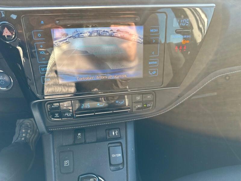 Toyota Auris Touring Sports 1.8 Hybrid Lounge