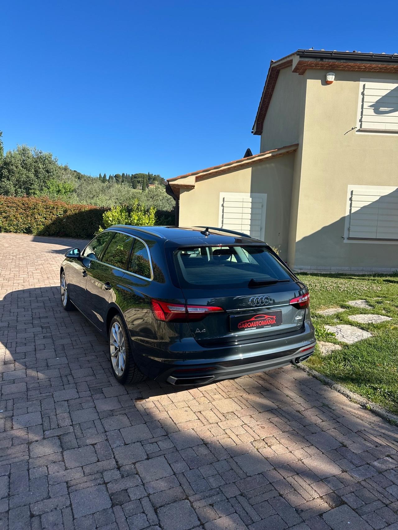 Audi A4 Avant 30 TDI/136 CV S tronic Business Advanced