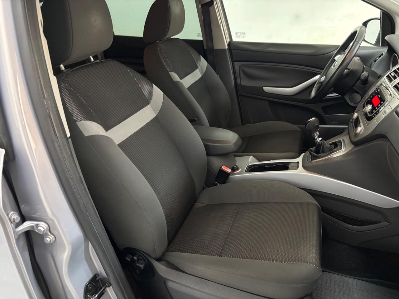 Ford Kuga 2.0 TDCI 163 CV 4WD Titanium