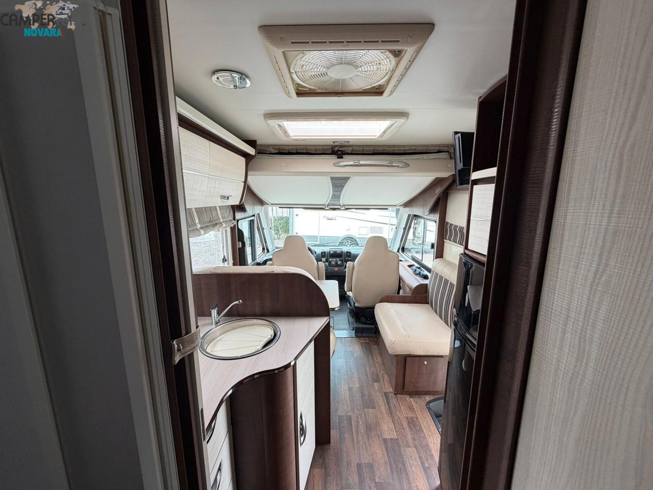 MCLOUIS NESS 73G - MOTORHOME CON LETTI GEMELLI IN CODA
