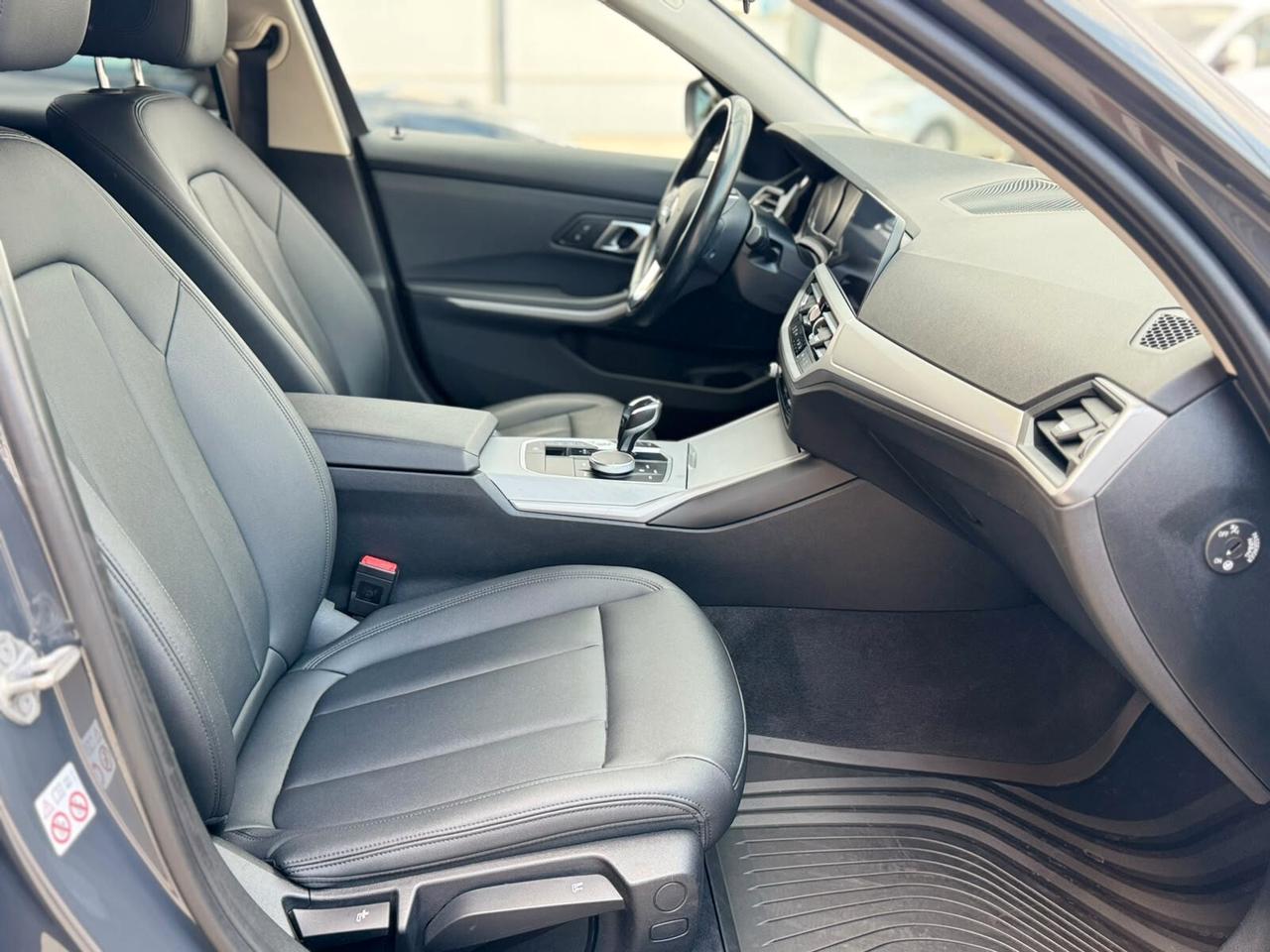 Bmw 320d 48V Touring Sport Condizioni da Vetrina