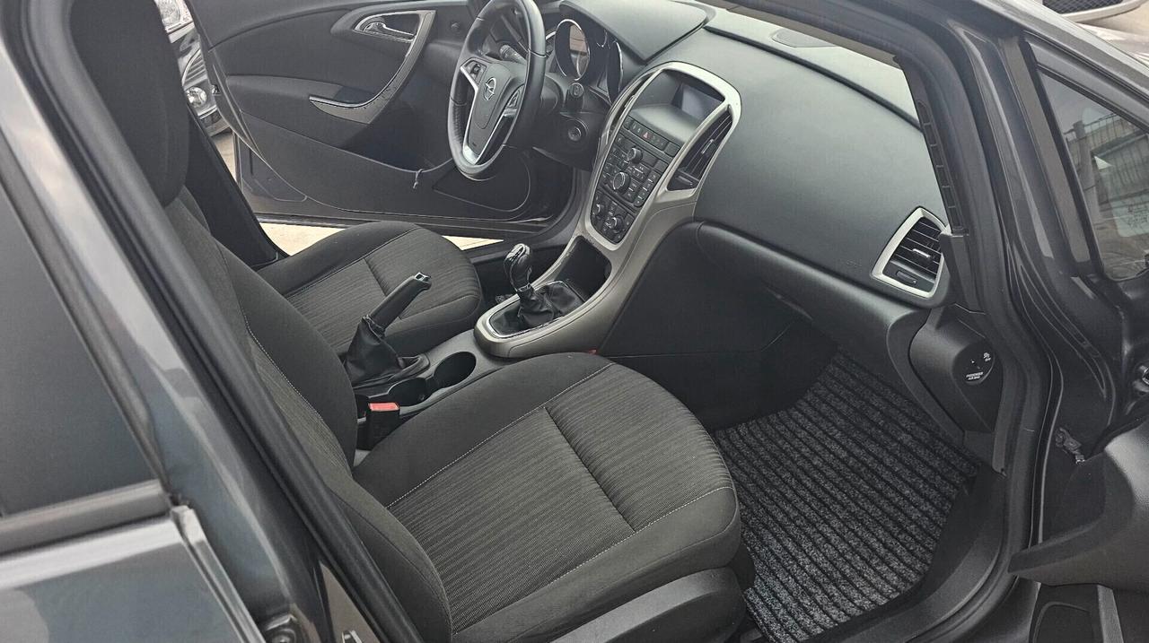 Opel Astra 1.4 Turbo SPORT NEOPATENTATI
