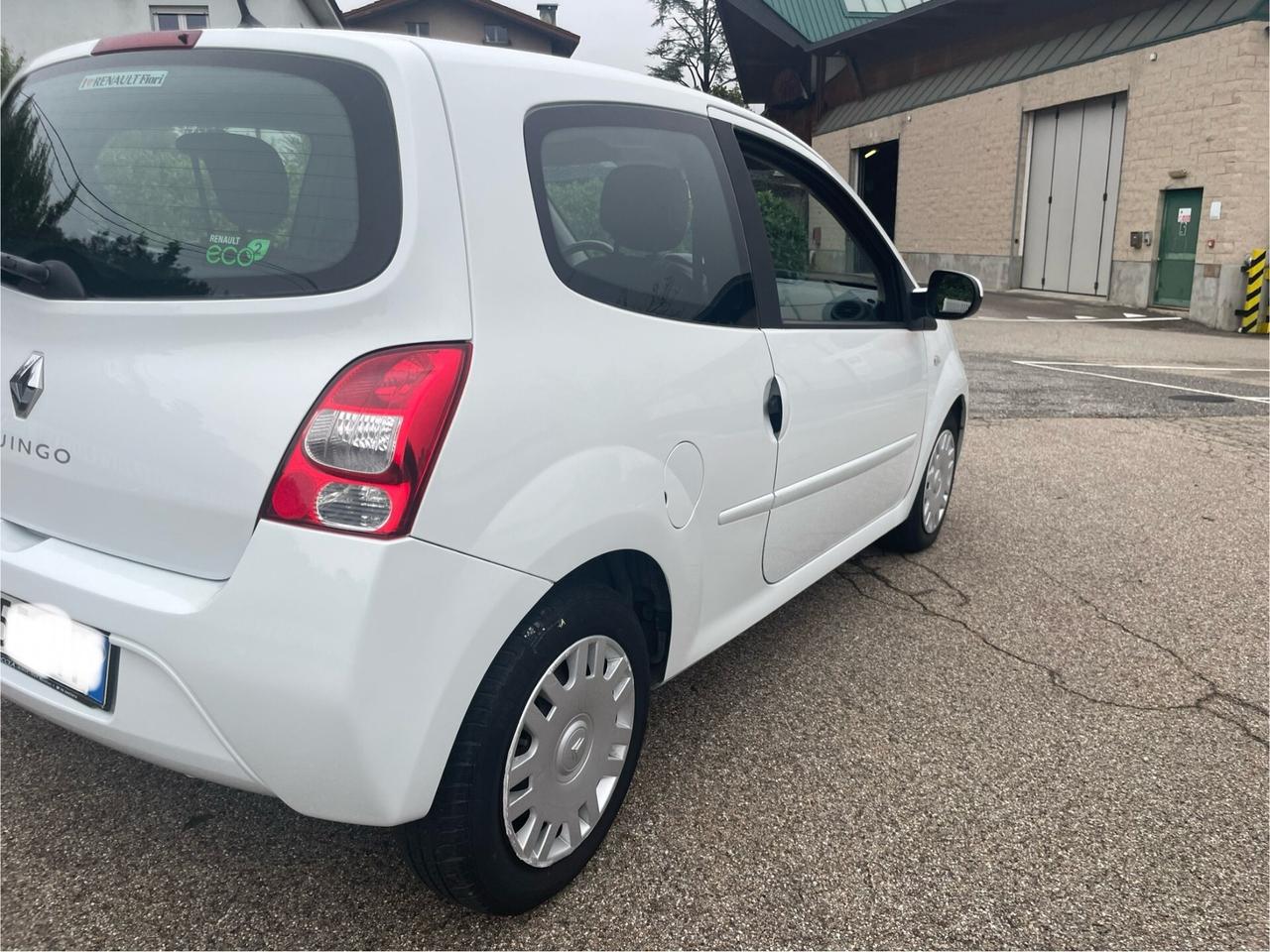 Renault Twingo 1.2 va bene per neopat.