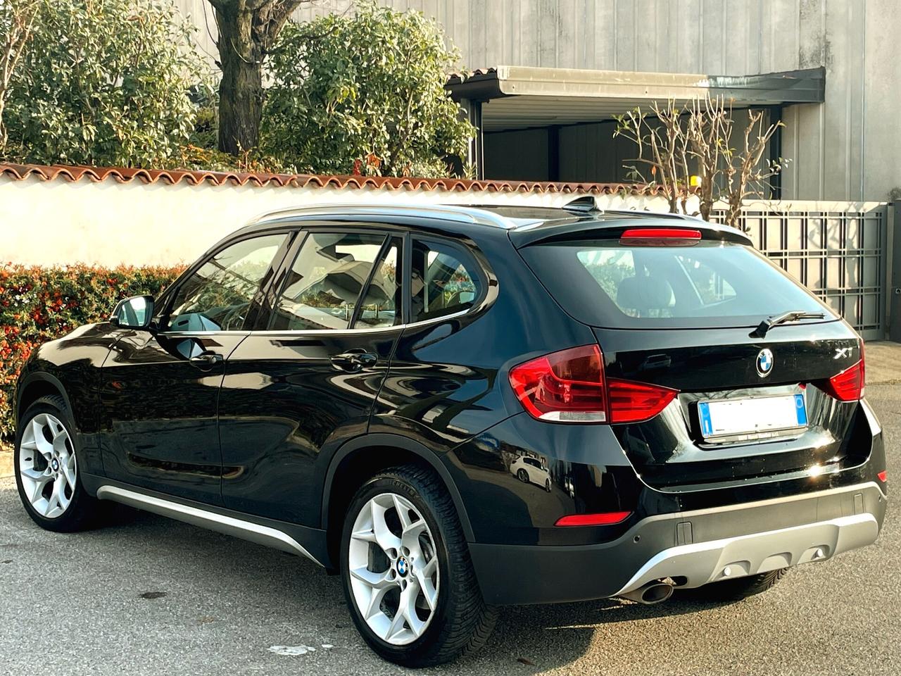 BMW X1 18D aut-4X4-Pelle,Navi,Led-Garanzia-2014