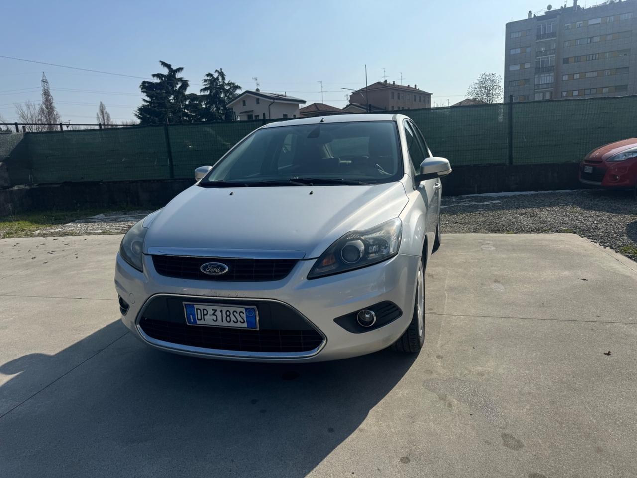 Ford Focus 2.0 (145CV) 5p. Bz.- GPL Tit. con gancio traino