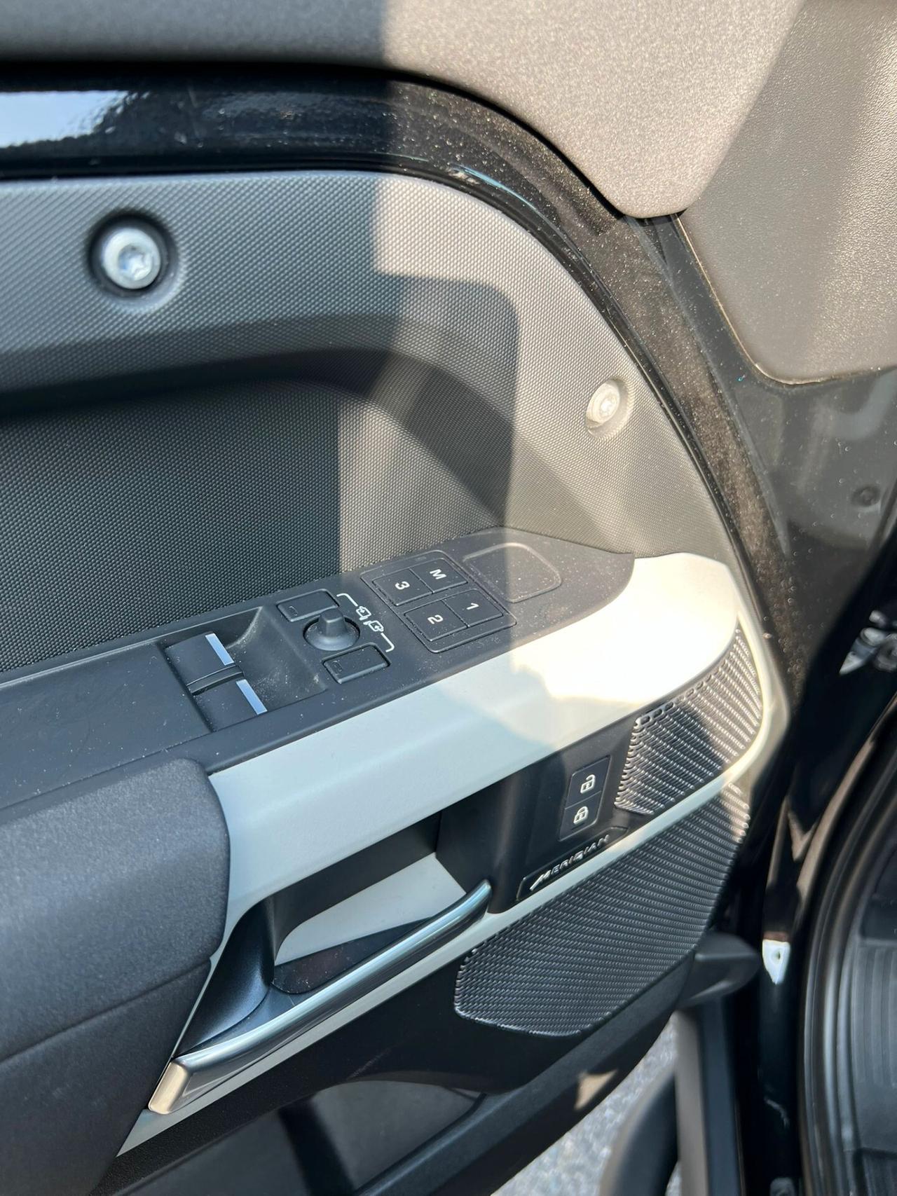 Land Rover Defender 90 3.0D I6 250 CV AWD Auto SE