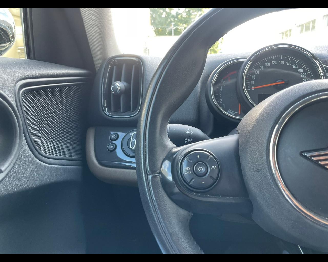 MINI Mini Countrym.(F60) - Mini 2.0 Cooper D Baker Street Countryman ALL4