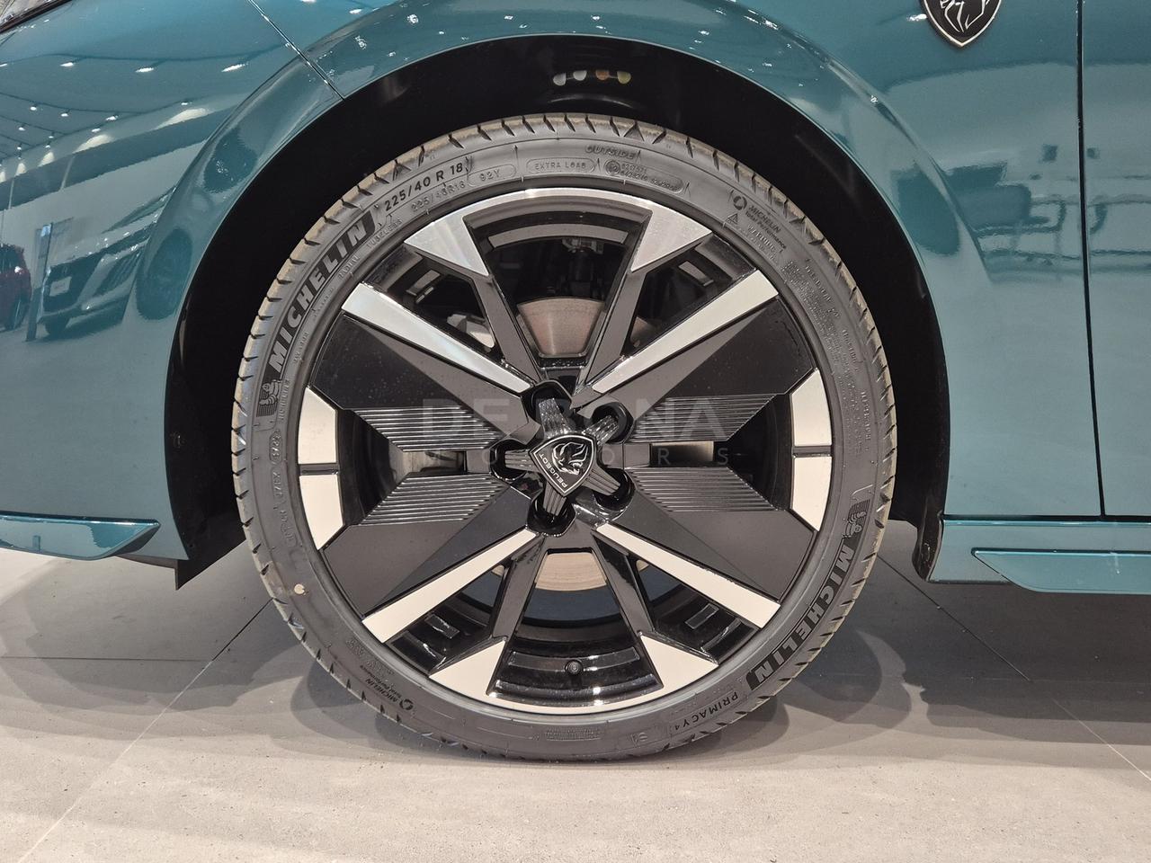 Peugeot 308 1.2 hybrid gt 145cv e-dcs 6