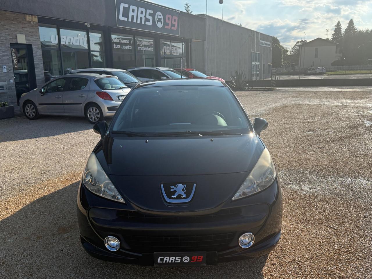Peugeot 207 1.4 8V 75CV 5p. X Line