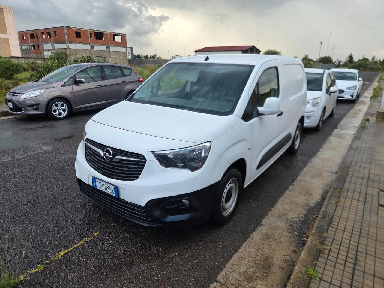 Opel Combo Cargo 1.6 Diesel 100CV S&S PC 650kg Edition