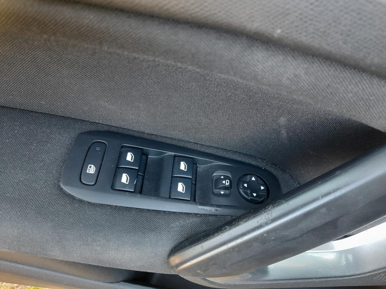Peugeot 308 BlueHDi 120Cv Automatica