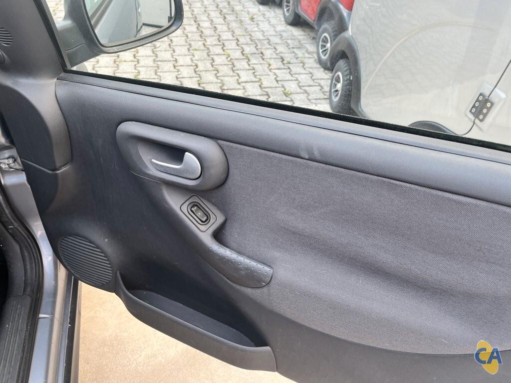 Opel Corsa 1.0 - OK NEOPATENTATI