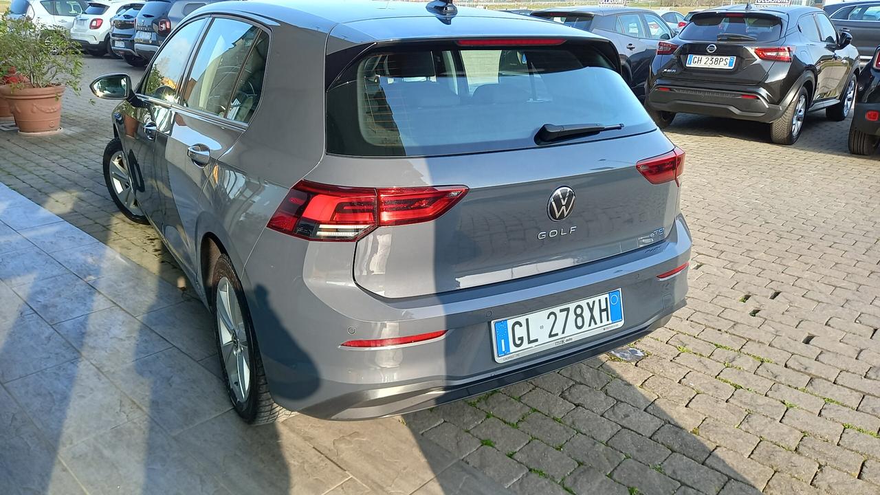 Volkswagen Golf 1.0 eTSI EVO DSG Life