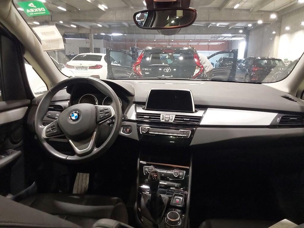 BMW 216D GRAN TOURER 116CV 6M. BUSINESS ADVANTAGE ( FARI LED - PELLE - TETTO PANORAMICO APR. - CRUISE - NAVI - PDC )