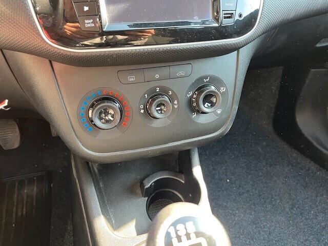 Fiat Punto 1.2 8V 5 porte Street N1