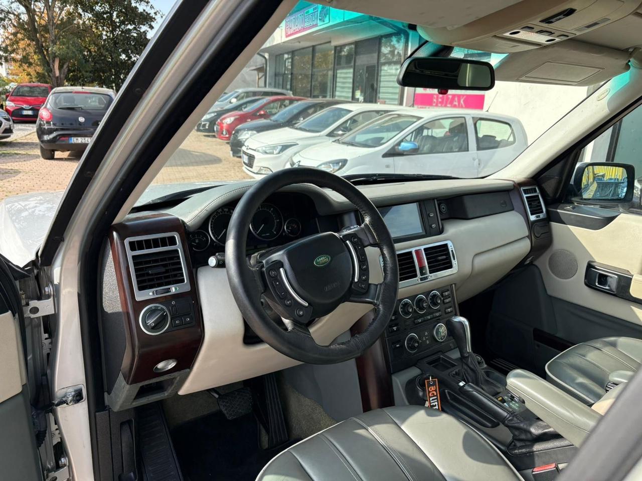 Land Rover Range 3.0 Td6 Vogue Foundry
