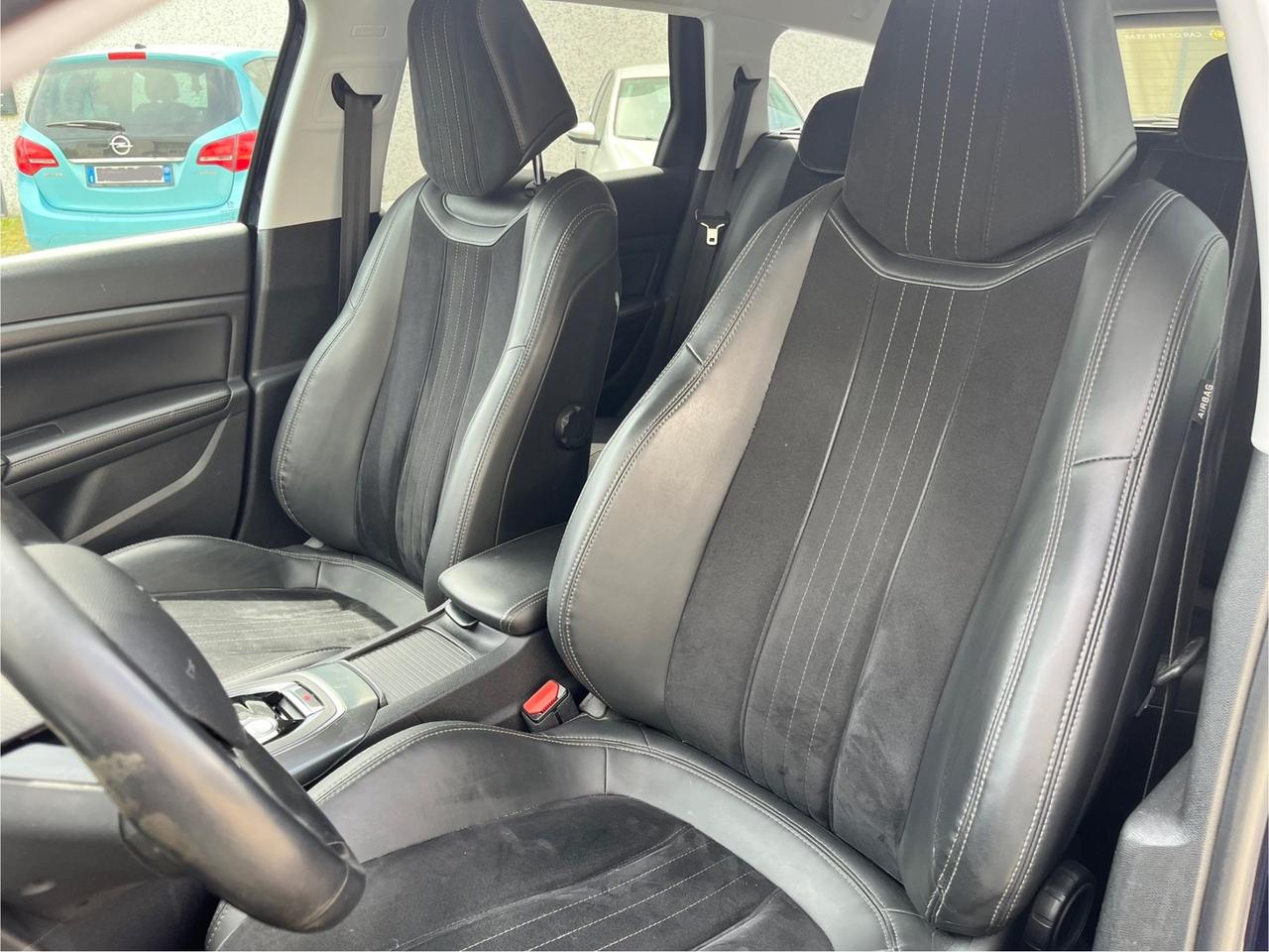 Peugeot 308 1.6 e-HDi 115CV Allure