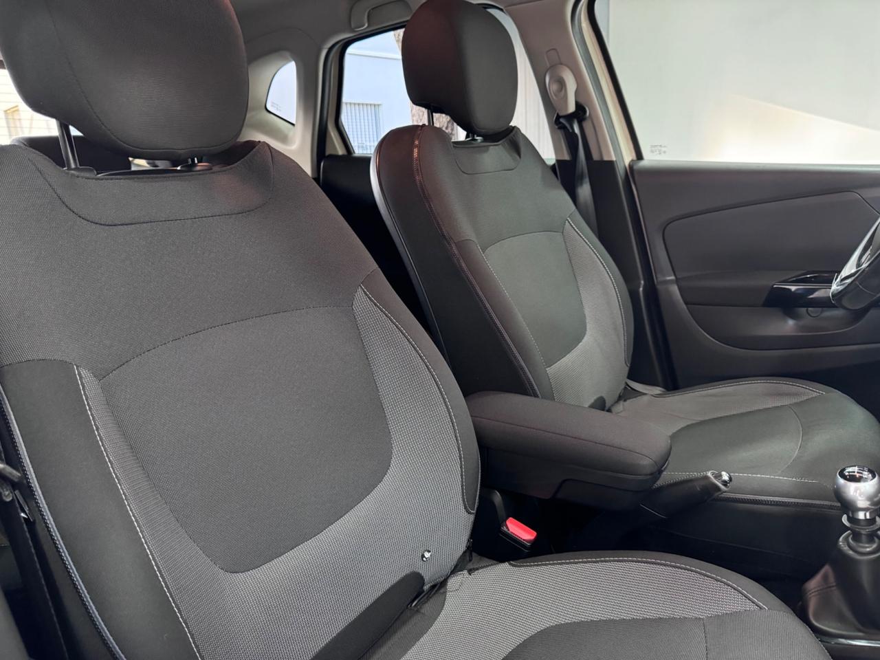 Renault Captur-78000-2017- 110 CV Energy Intens