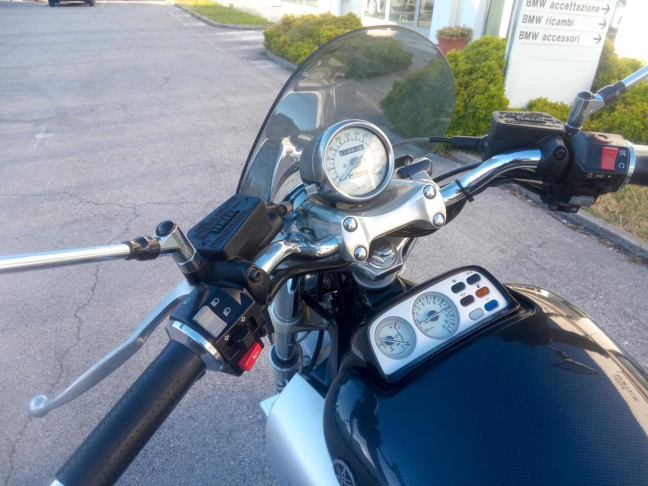 Yamaha VMAX 1200