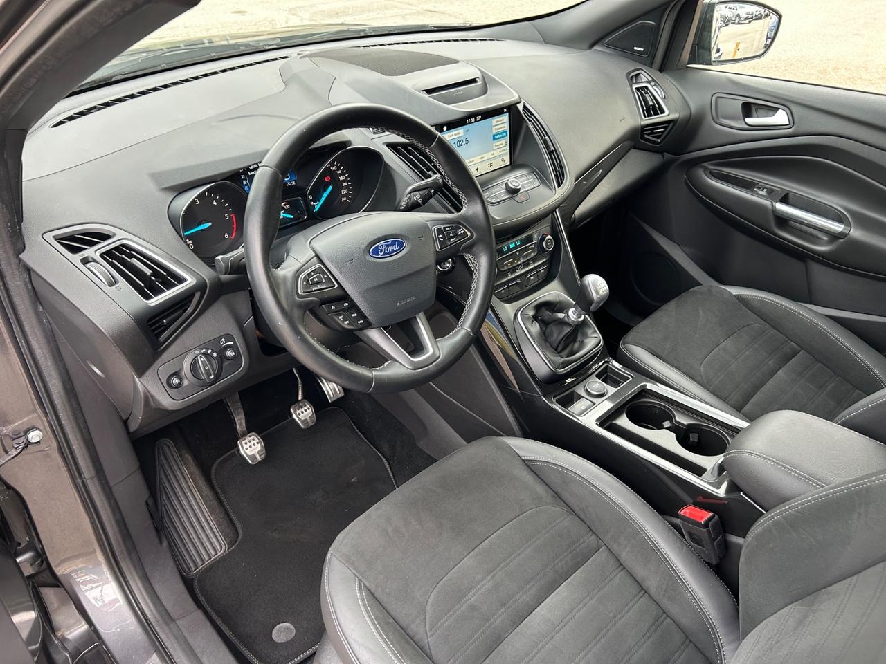 Ford Kuga ST-Line 1.5 TDCI 120 cv 2017 navi retroc