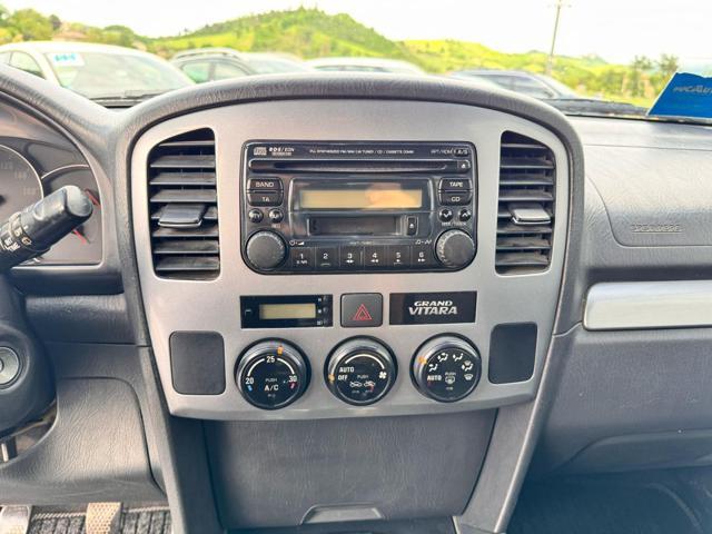 SUZUKI Grand Vitara 2.0 turbodiesel 16V 3 porte gancio OK NEOPATENTATI