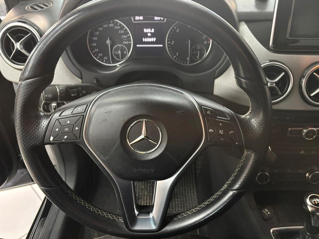 Mercedes-benz B 180 CDI BlueEFFICIENCY Executive