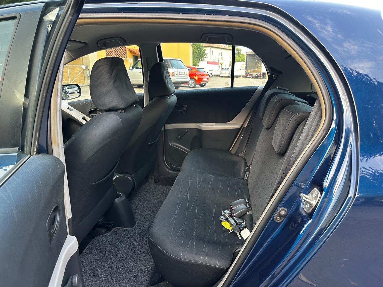 Toyota Yaris 1.4 D-4D 5 porte Sol