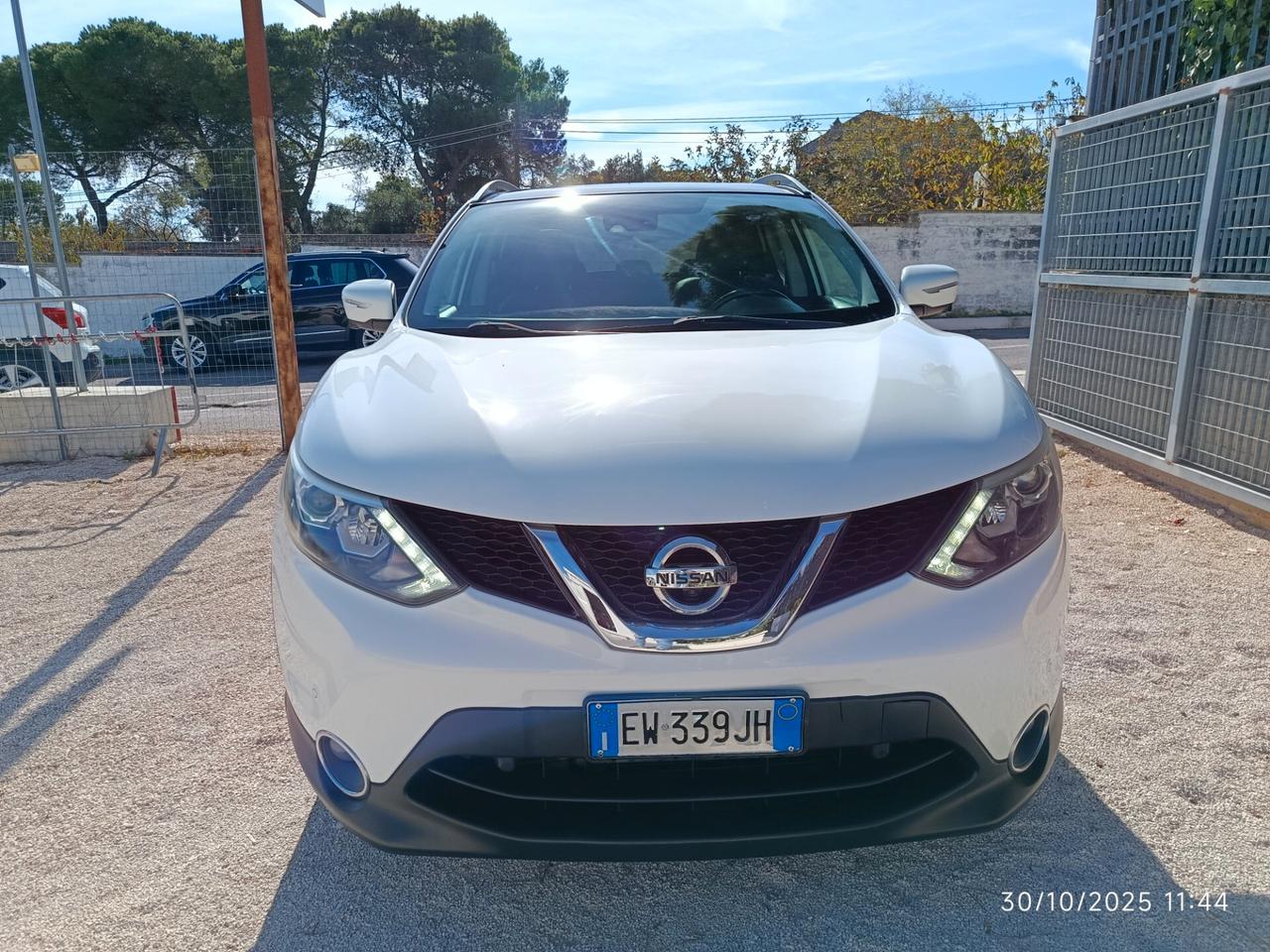 Nissan Qashqai 1.5 dCi TEKNA telecam.360 tetto panoramico iper full UNICO P. NUOVISSIMA