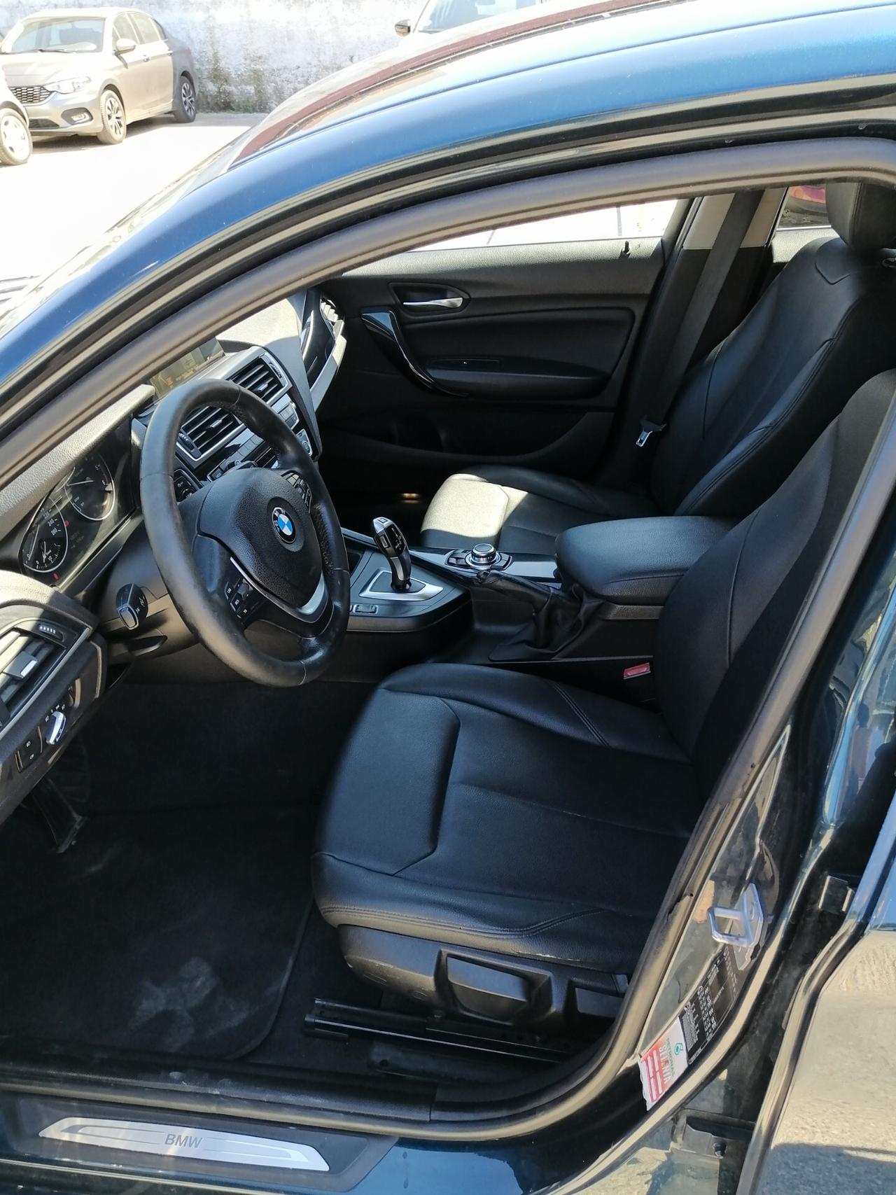 Bmw 116 116d 5p. Urban