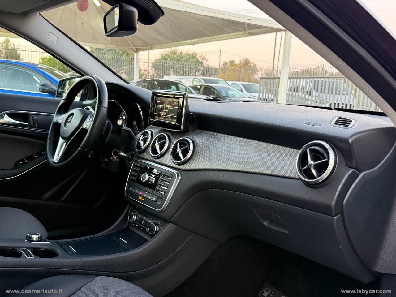 MERCEDES-BENZ GLA 200 CDI Automatic 4Matic Sport
