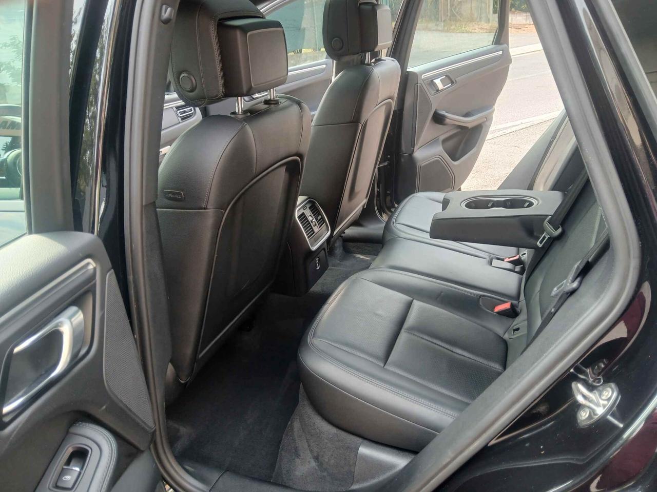 Porsche Macan 2.0 245 CV ANN0 2021 TETTO PANORAMICO