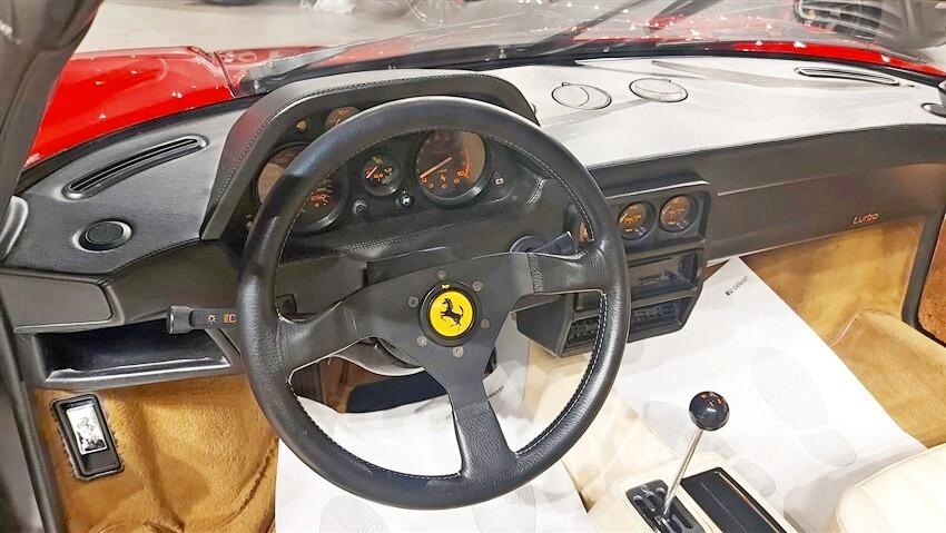 Ferrari 208 2.0 turbo GTS 254cv