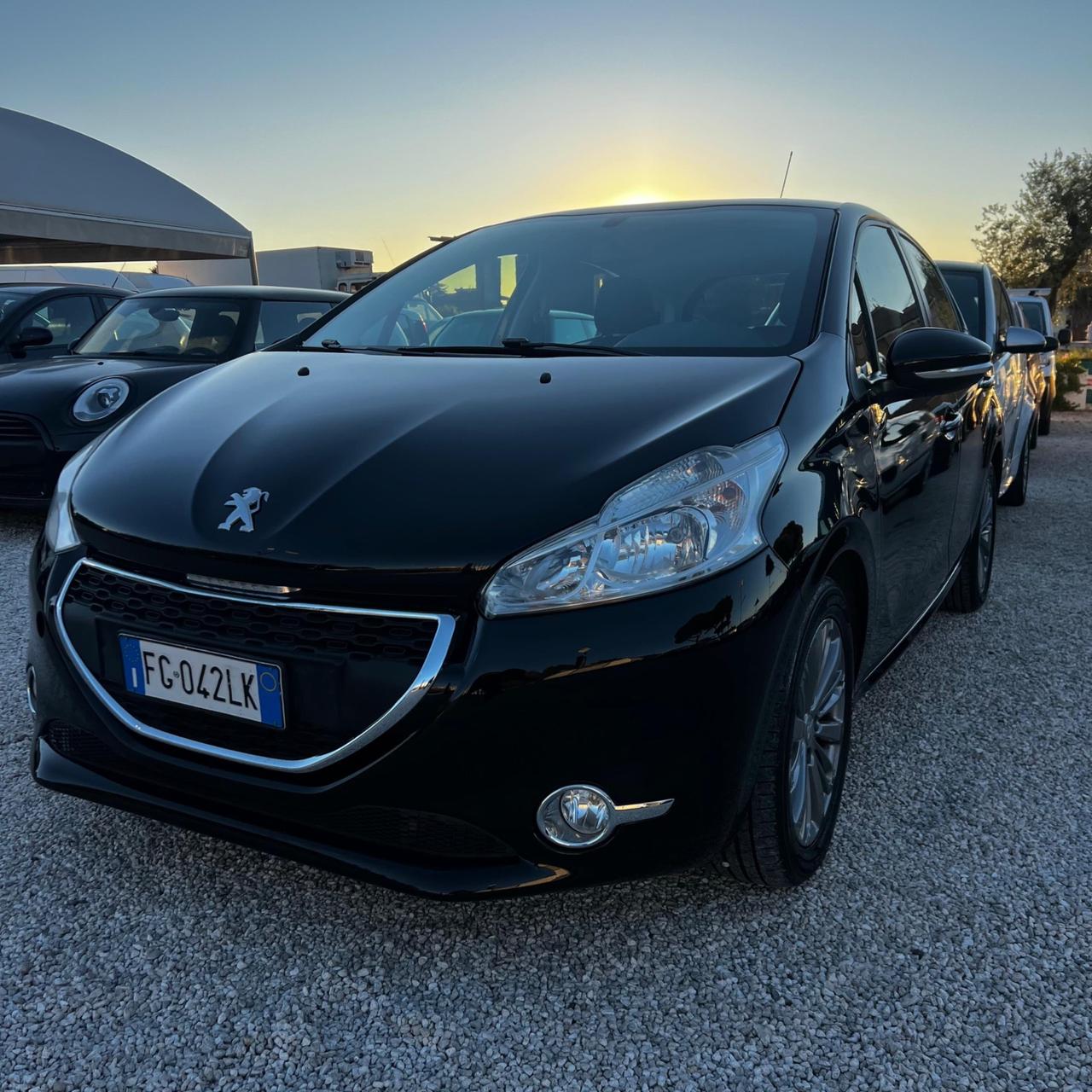 Peugeot 208 BlueHDi 75 5 porte Allure