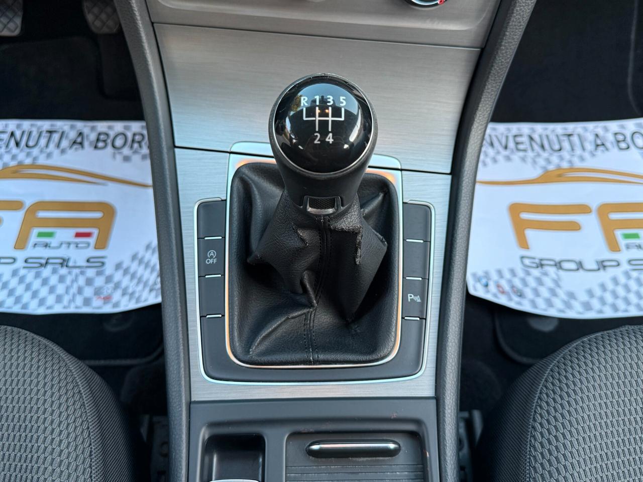 Volkswagen Golf 1.6 TDI 5P Comfortline BM Tech 2015