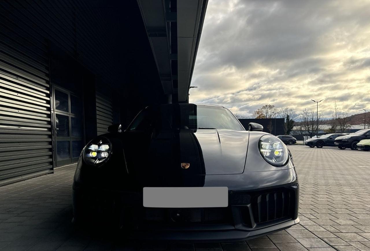 PORSCHE 992 2.0 Carrera 4 GTS*Pelle-Tetto-Bose-Finanz*