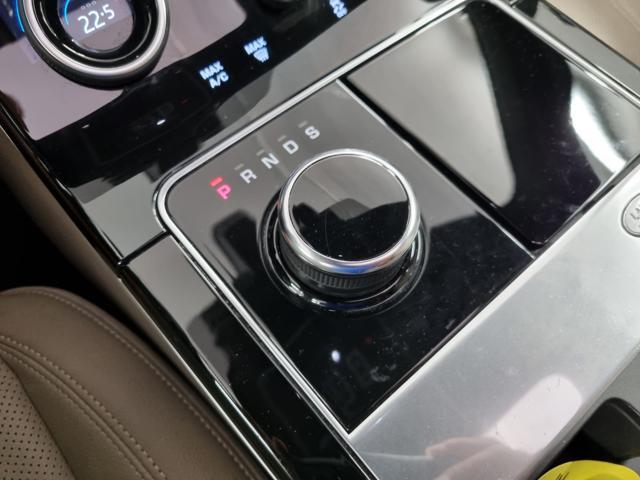 LAND ROVER Range Rover Velar 2.0D I4 240 CV R-Dynamic