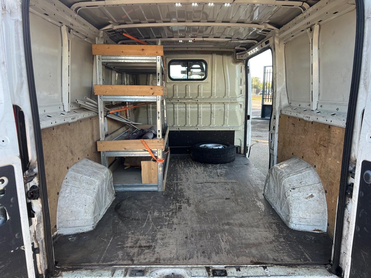 Fiat Ducato 2.2 MJT Passo Medio Tetto Basso