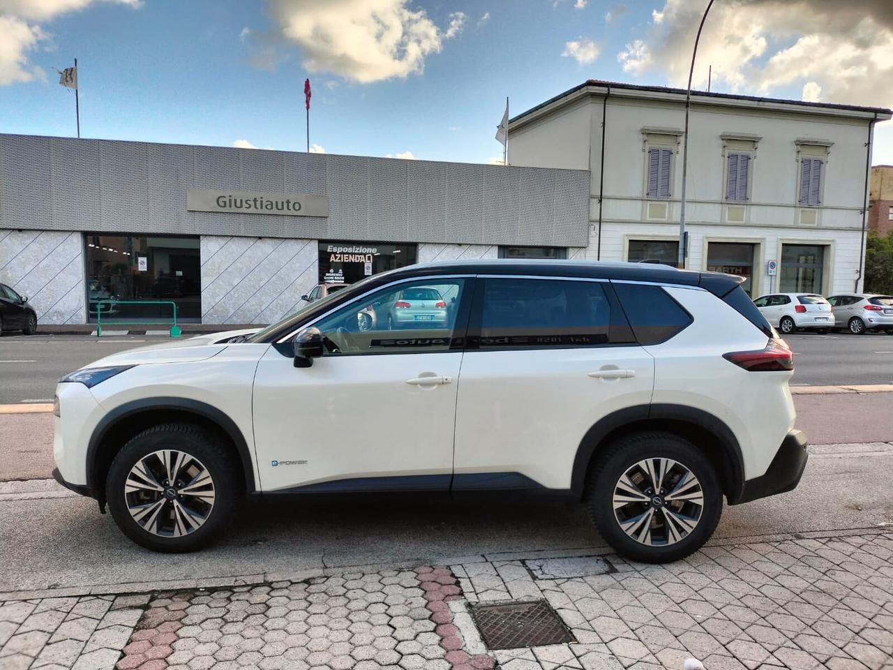 Nissan X-Trail e-Power e-4orce 4WD 5 posti N-Connecta del 2023 pochi km