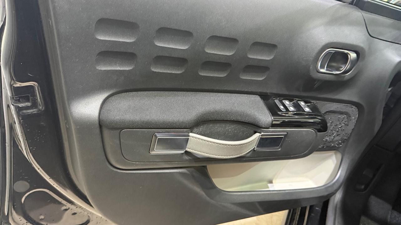 Citroen C3 BlueHDi 100 S&S Shine Pack