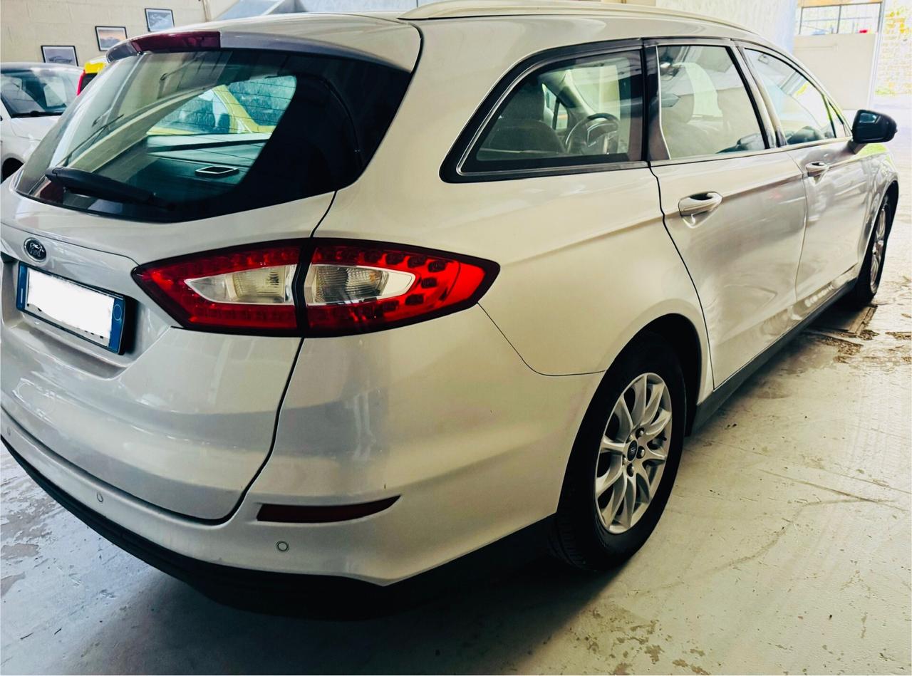 Ford Mondeo 2.0 TDCi 180 CV S&S Powershift SW Vignale