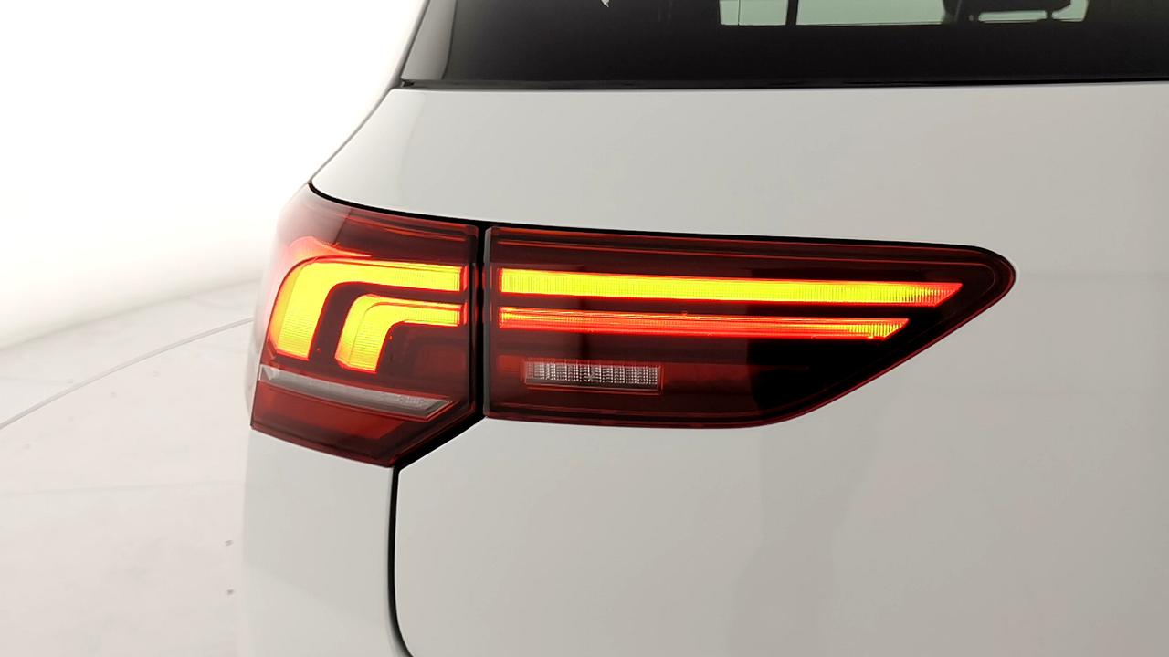 VOLKSWAGEN Golf VIII 2024 - Golf 1.5 tsi ehybrid Style 204cv dsg