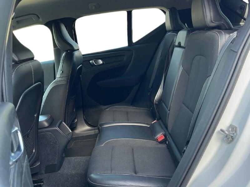 Volvo XC40 D3 AWD Geartronic Business Plus
