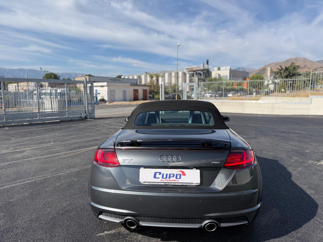 Audi TT Roadster 2.0 TDI ultra S line